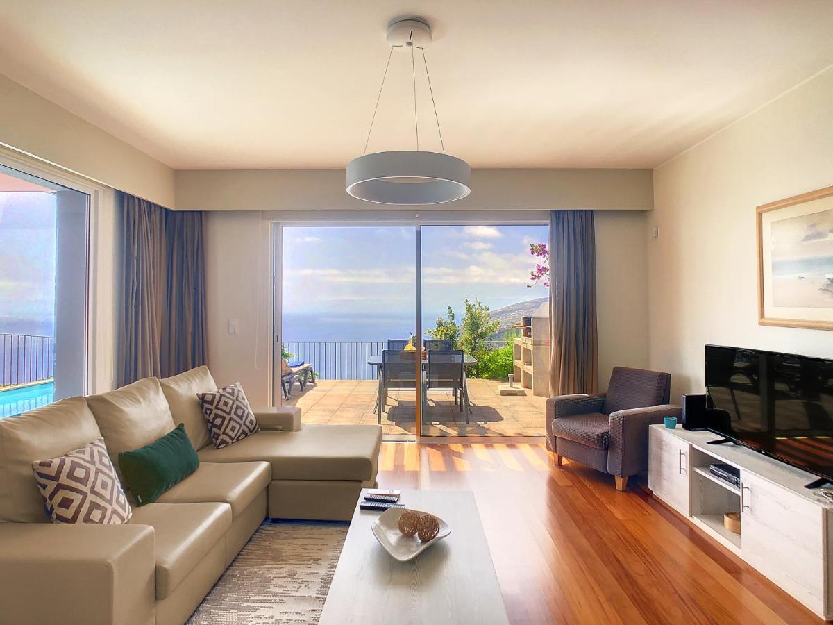 Villa Blue Marlin By Lovelystay Calheta  Buitenkant foto