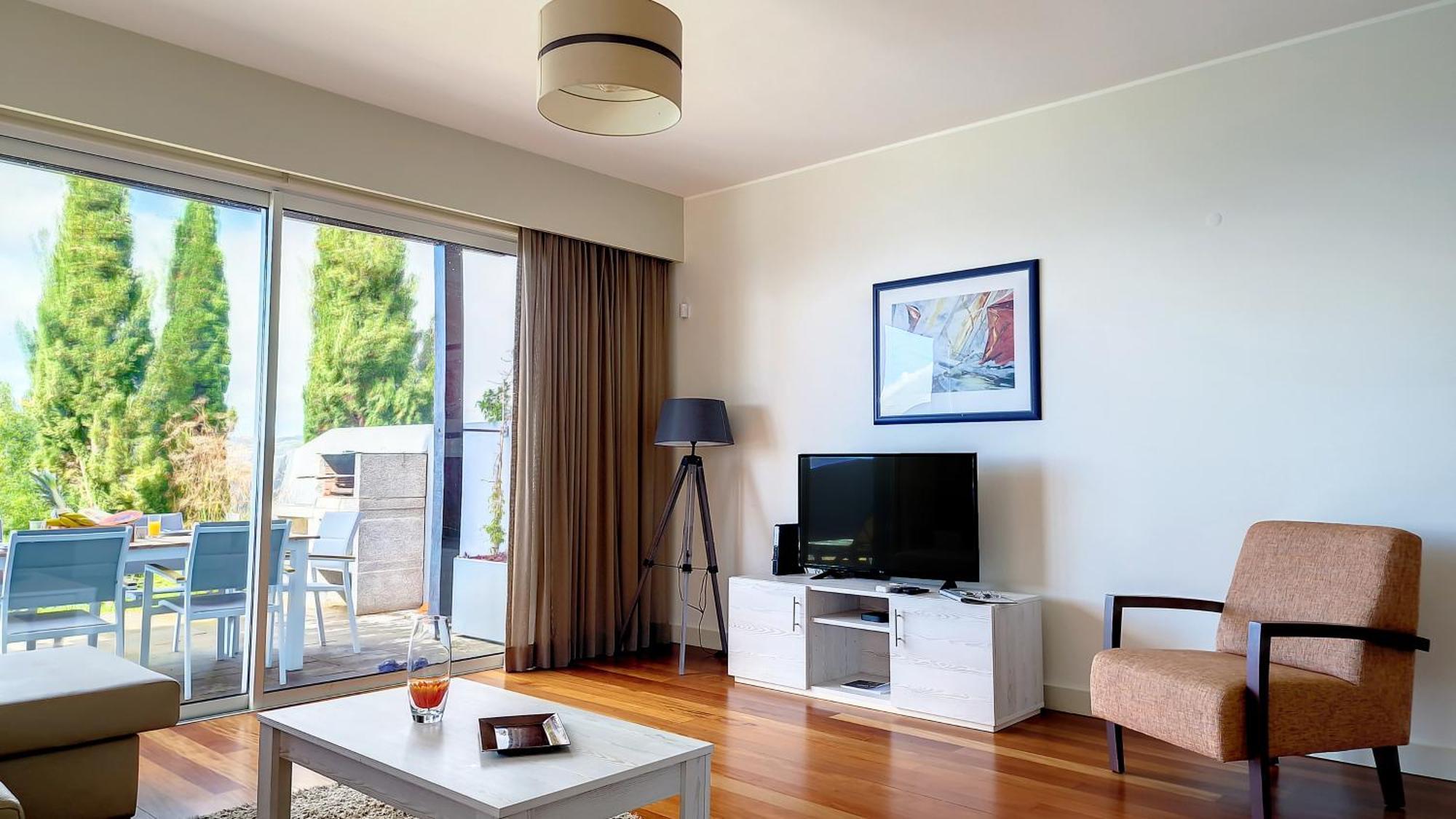 Villa Blue Marlin By Lovelystay Calheta  Buitenkant foto